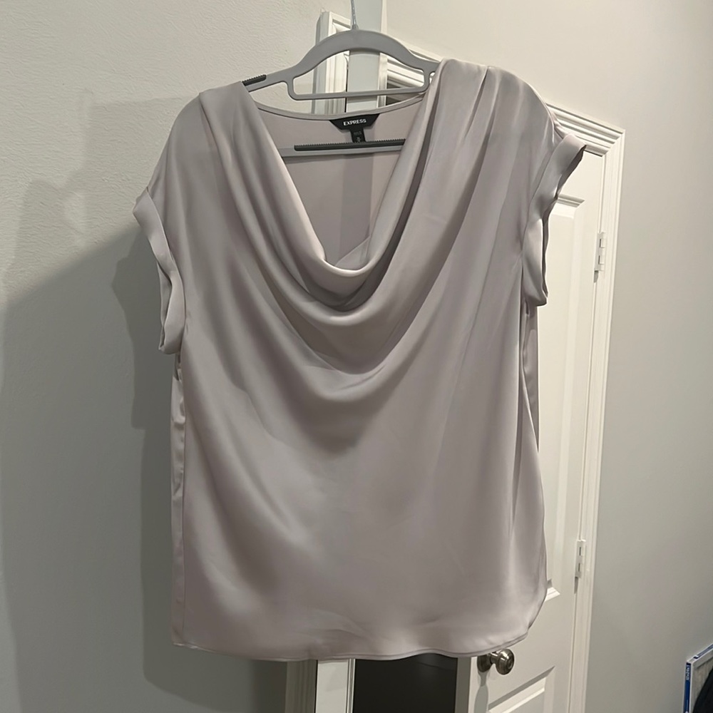 Express Soft Wave Draped Silk Top Blouse Size Medium